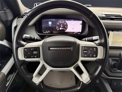 Used 2020 Land Rover Defender 110 HSE image 12