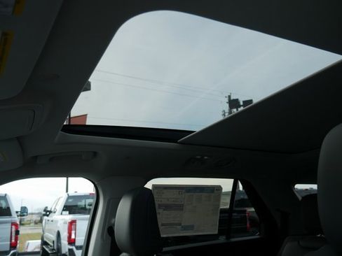 New 2026 Ford Explorer Active w/ Active Comfort Package image 3