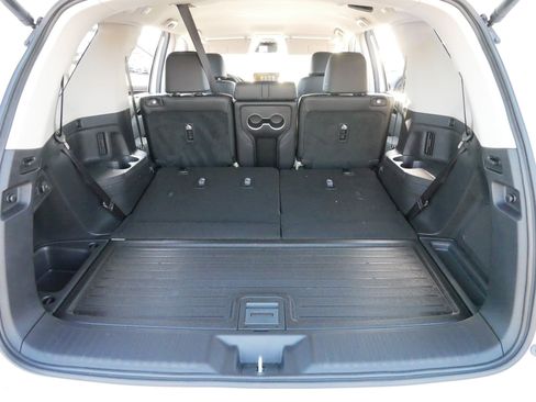 Certified 2025 Honda Pilot EX-L image 18