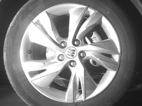 Used 2025 Buick Encore GX Preferred FWD image 13