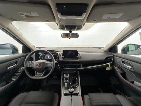 New 2026 Nissan Rogue SV AWD/4WD image 9
