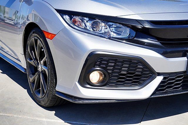 Used 2018 Honda Civic Sport image 11
