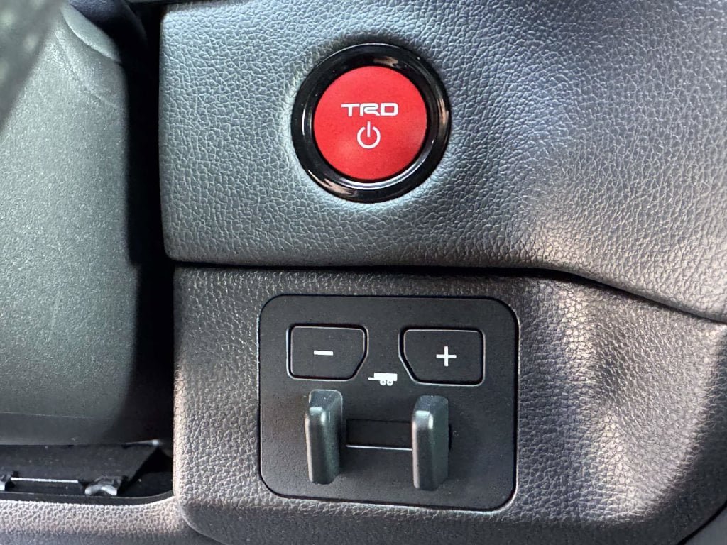 Used 2026 Toyota Sequoia TRD Pro w/ Tow Technology Package AWD/4WD image 8