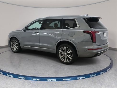 Certified 2023 Cadillac XT6 Premium Luxury image 7