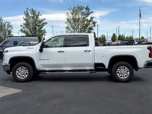Used 2021 Chevrolet Silverado 3500 LTZ w/ Z71 Off-Road Package AWD/4WD image 5