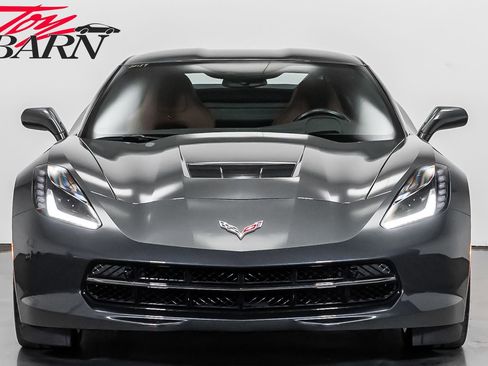 Used 2017 Chevrolet Corvette Stingray Coupe image 16
