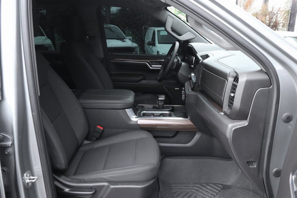 Used 2023 Chevrolet Silverado 1500 LT Trail Boss w/ Convenience Package II AWD/4WD image 42