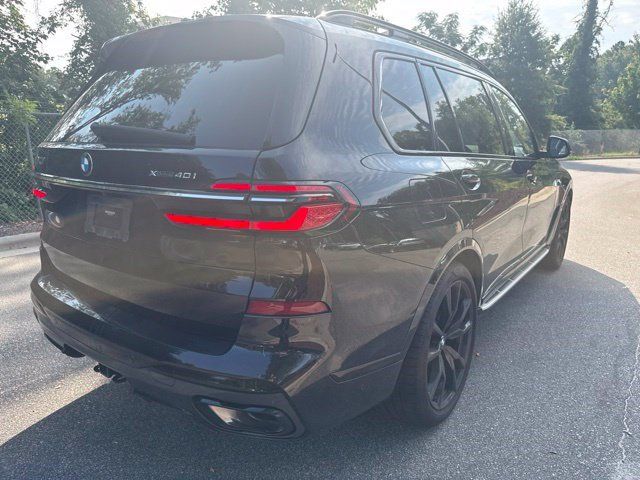 Used 2023 BMW X7 xDrive40i w/ Executive Package AWD/4WD image 5
