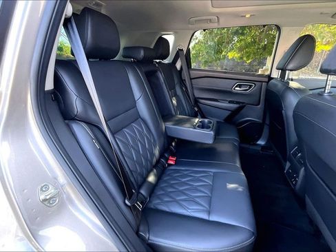 Used 2022 Nissan Rogue Platinum w/ Head-Up Display Package image 38