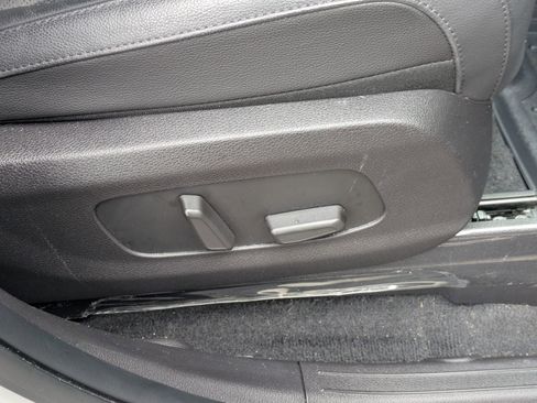 Used 2023 Kia Carnival SX Prestige FWD image 40