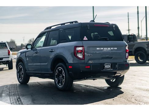New 2025 Ford Bronco Sport Outer Banks w/ Outer Banks Tech Package+ AWD/4WD image 3