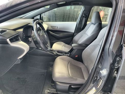 Used 2024 Toyota Corolla SE FWD image 12