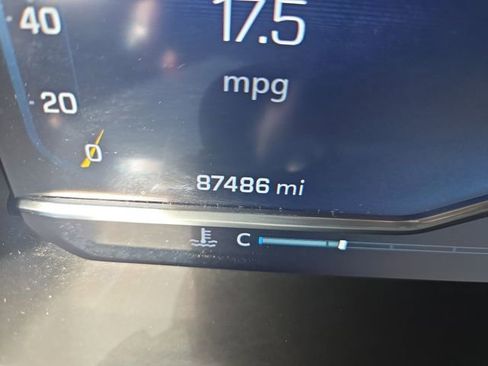 Used 2022 Chevrolet Silverado 1500 LT image 6