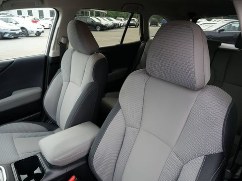 Used 2020 Subaru Outback Premium AWD/4WD image 11
