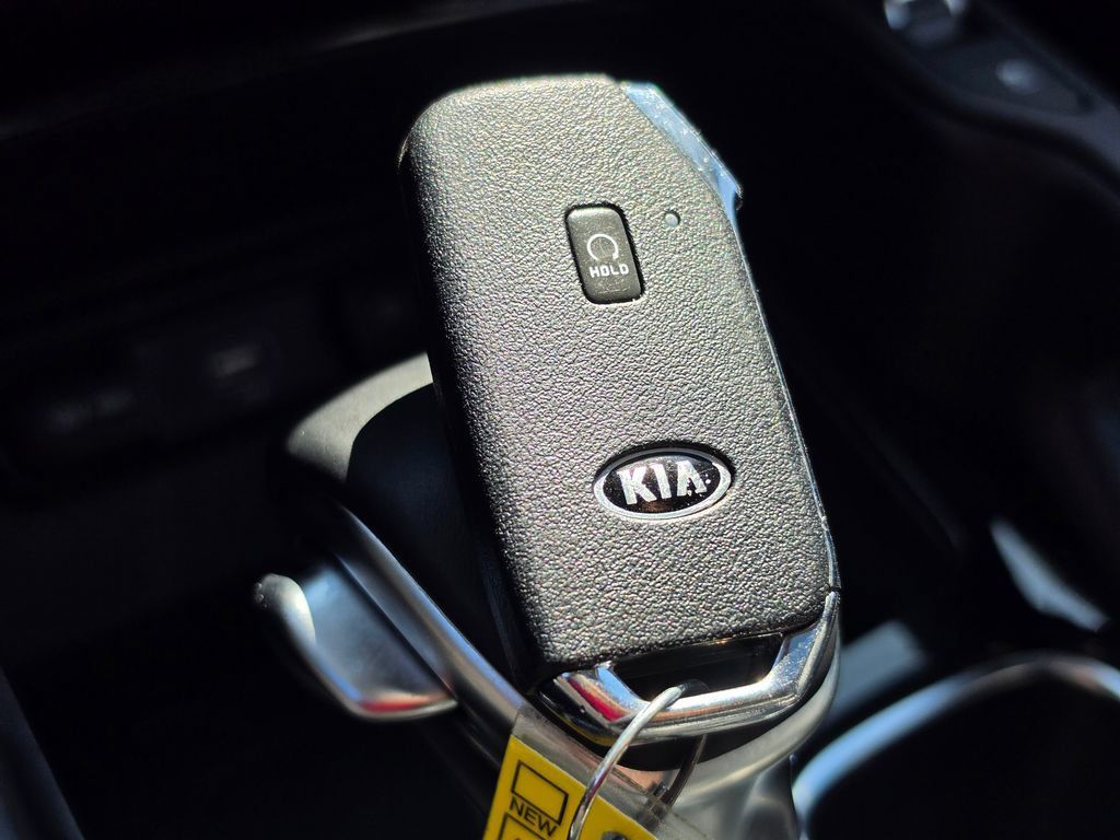 Used 2021 Kia Telluride SX w/ Towing Package AWD/4WD image 32