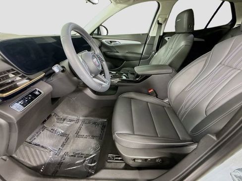 Used 2025 Buick Envision Avenir AWD/4WD image 22