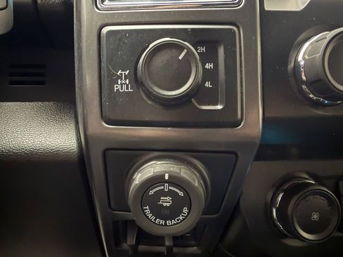 Used 2020 Ford F150 XLT w/ Equipment Group 302A Luxury AWD/4WD image 30