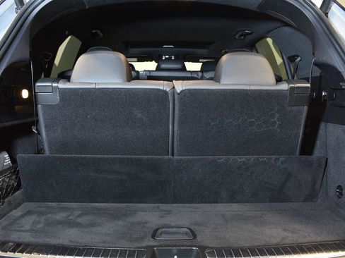 Used 2020 Mercedes-Benz GLE 350 4MATIC image 28