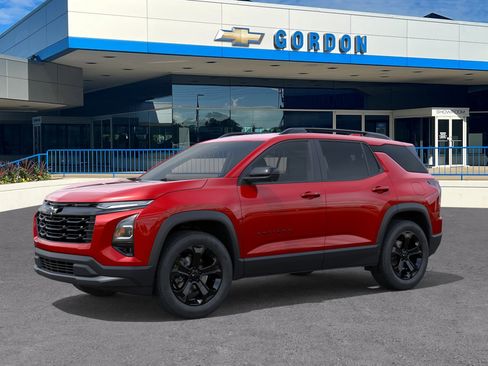 New 2026 Chevrolet Equinox LT w/ Convenience Package II FWD image 2