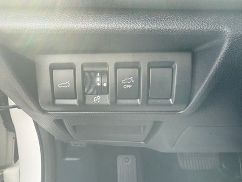 Used 2024 Subaru Outback Limited AWD/4WD image 15