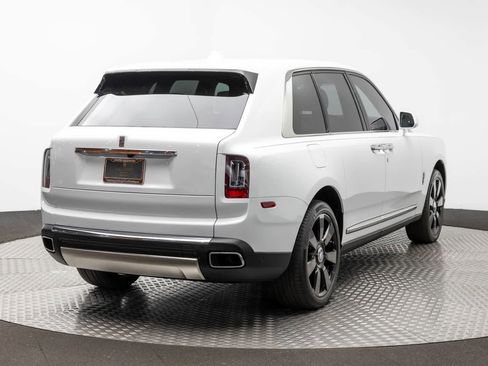 Used 2023 Rolls-Royce Cullinan w/ Cullinan Package AWD/4WD image 25