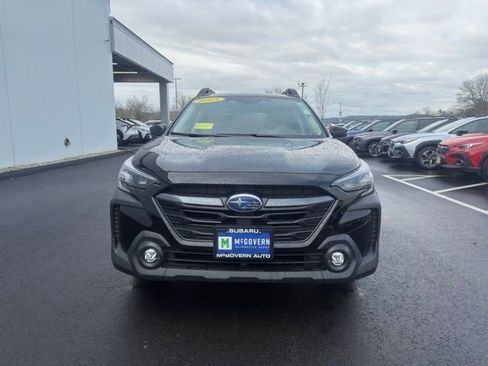 Certified 2025 Subaru Outback Premium image 2