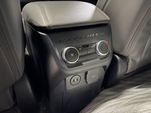 New 2026 Ford Explorer Active w/ Active Comfort Package image 27