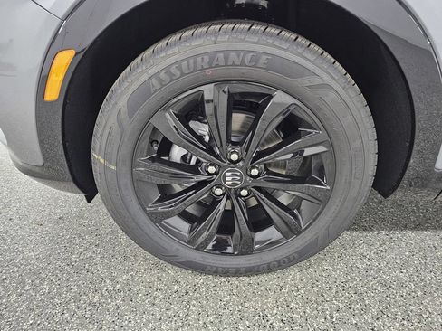 New 2026 Buick Envista Sport Touring w/ Convenience I Package FWD image 9
