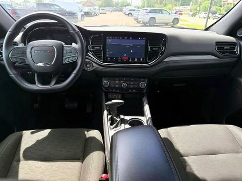 Certified 2025 Dodge Durango GT RWD image 15