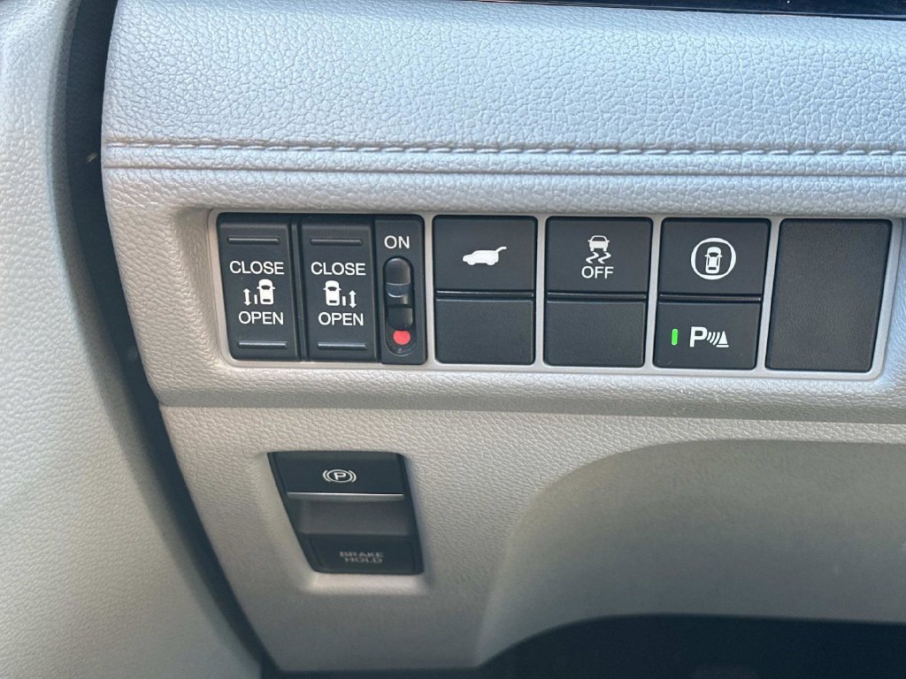 Used 2023 Honda Odyssey Elite image 27