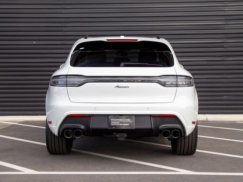 Certified 2026 Porsche Macan AWD/4WD image 10