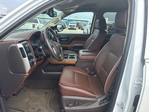 Used 2016 Chevrolet Silverado 1500 High Country w/ High Country Premium Package AWD/4WD image 14