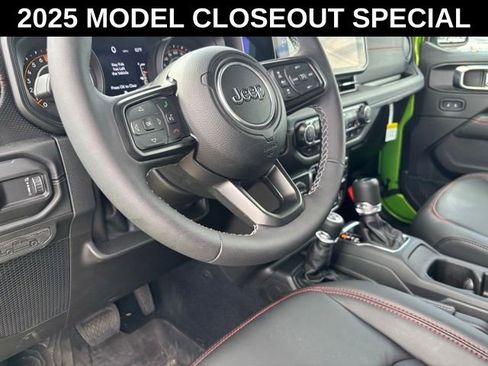 New 2025 Jeep Gladiator Rubicon image 14