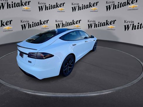 Used 2022 Tesla Model S Plaid image 8