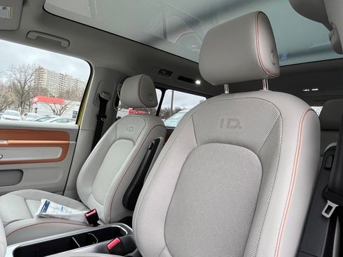 New 2025 Volkswagen ID. Buzz 1st Edition image 5
