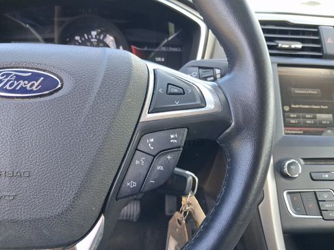 Used 2016 Ford Fusion Energi SE w/ Driver Assist Package FWD image 18