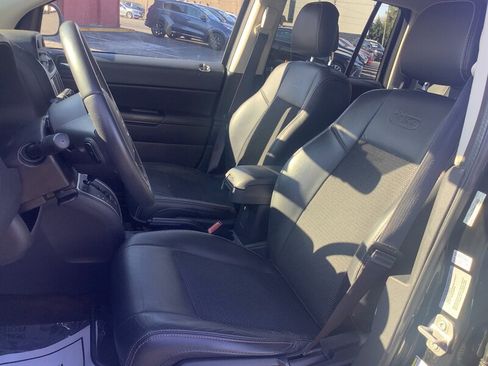 Used 2017 Jeep Compass 75th Anniversary w/ Power Value Group AWD/4WD image 26
