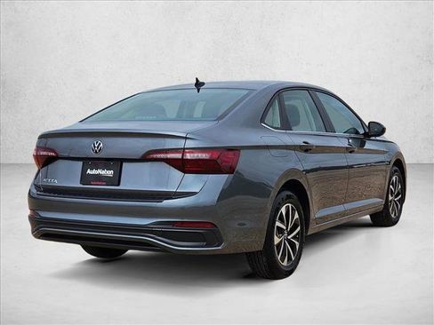 Used 2022 Volkswagen Jetta S FWD image 4