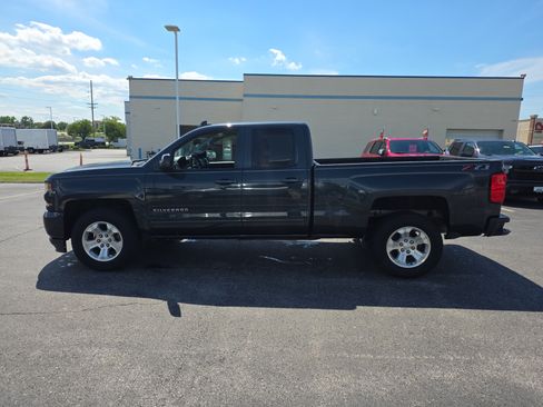 Used 2019 Chevrolet Silverado 1500 LT AWD/4WD image 7