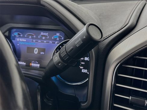 Used 2021 Ford F350 Platinum image 19