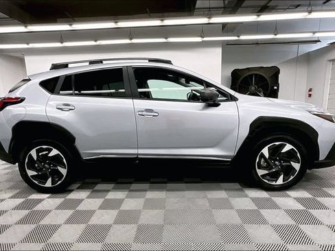 Used 2025 Subaru Crosstrek 2.5i Limited AWD/4WD image 16
