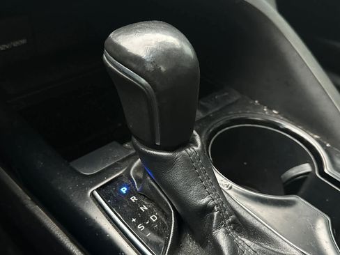 Used 2019 Toyota Camry SE image 23