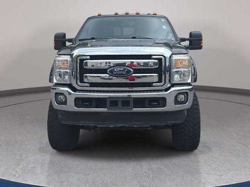 Used 2016 Ford F250 Lariat w/ Lariat Ultimate Package AWD/4WD image 2