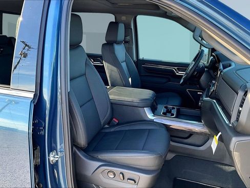 New 2026 Chevrolet Silverado 2500 LTZ w/ LTZ Premium Package AWD/4WD image 10