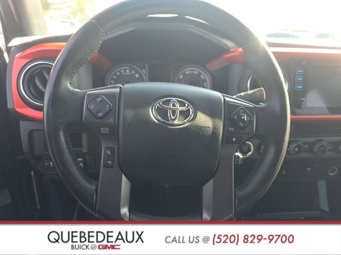 Used 2017 Toyota Tacoma TRD Off-Road image 16