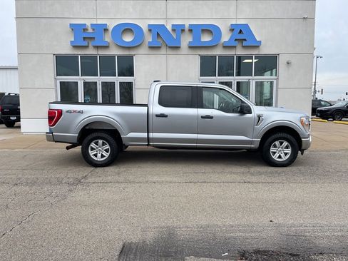 Used 2022 Ford F150 XLT w/ Trailer Tow Package image 4