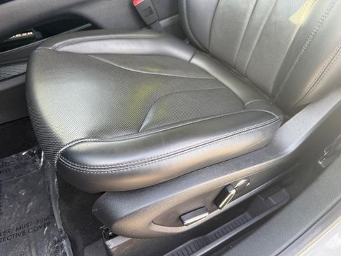 Certified 2023 Lincoln Nautilus Reserve image 26