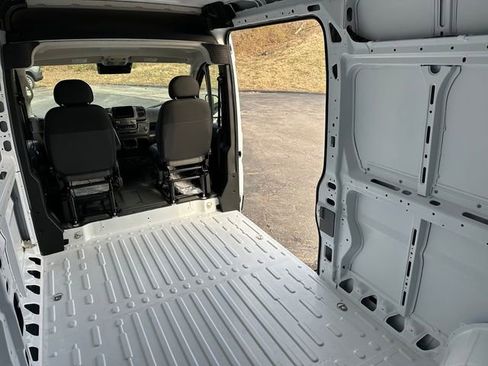 Used 2025 RAM ProMaster 2500 image 17