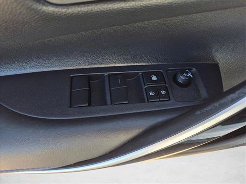 Used 2022 Toyota Corolla XSE w/ Carpet Mat Package (TMS) FWD image 11