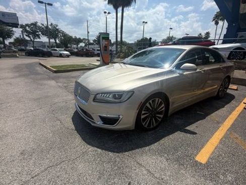 Used 2017 Lincoln MKZ Reserve w/ Technology Package AWD/4WD image 3
